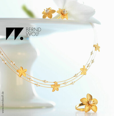 bernd wolf brautschmuck perle gold blumen © Bernd Wolf