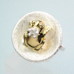 Manuela Carl Ring mit goldenem Froschkönig, rund, bicolor