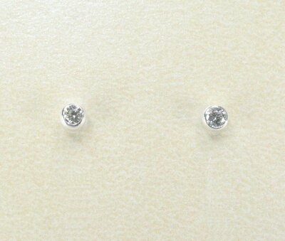 Muja Juma Mini-Ohrstecker Zirkonia, Silber