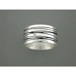 Quinn Ring Stripes, Silber mit Diamanten