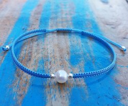 Makramee Armband hellblau, Süßwasserperle/Silber