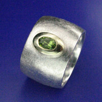 sim Schmuck Ring mit 18kt Gold und Peridot, oval, Silber